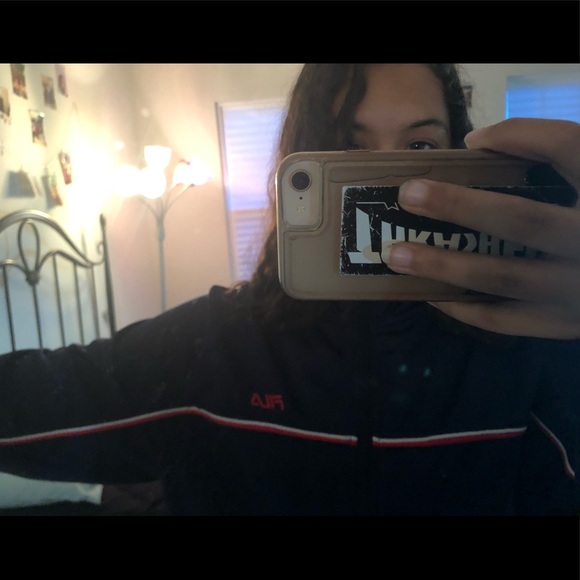 old school Filas sweater ❤️💙 - Picture 2 of 3